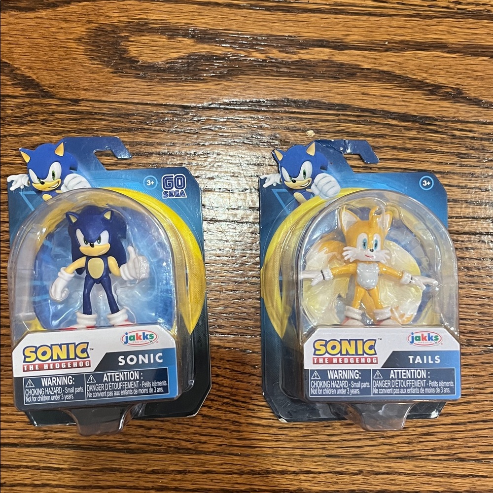 Sonic and Tails Action Figures
